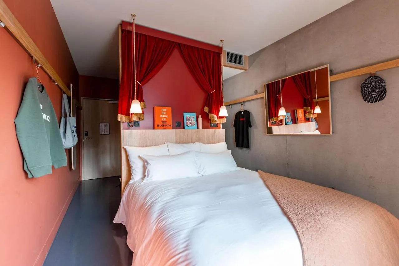 ***  Mob Hotel Lyon Confluence Frankrike