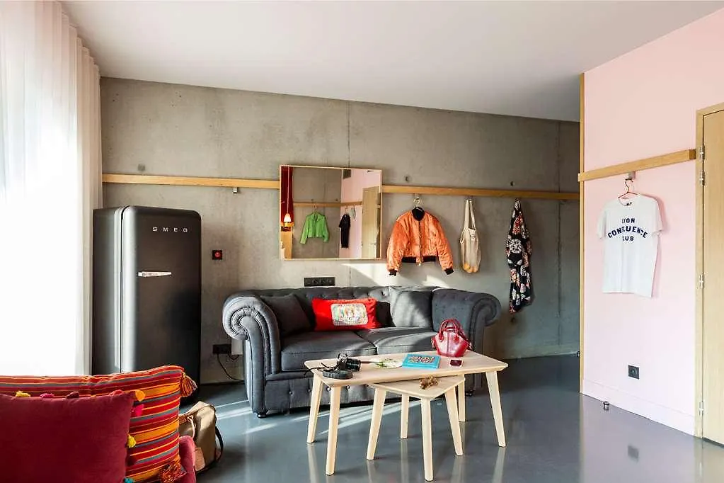 Mob Hotel Lyon Confluence 3*,