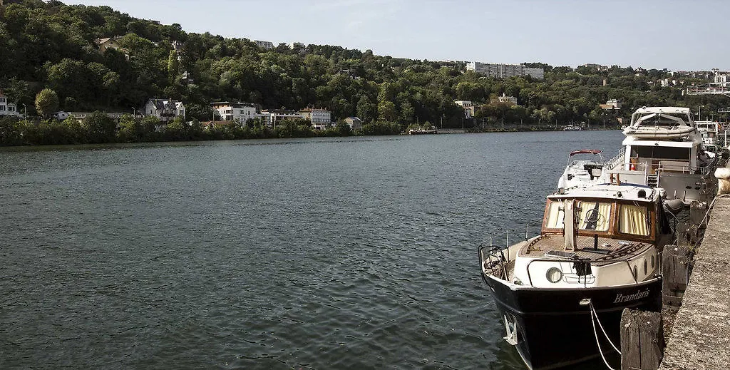 Mob Hotel Lyon Confluence Fransa